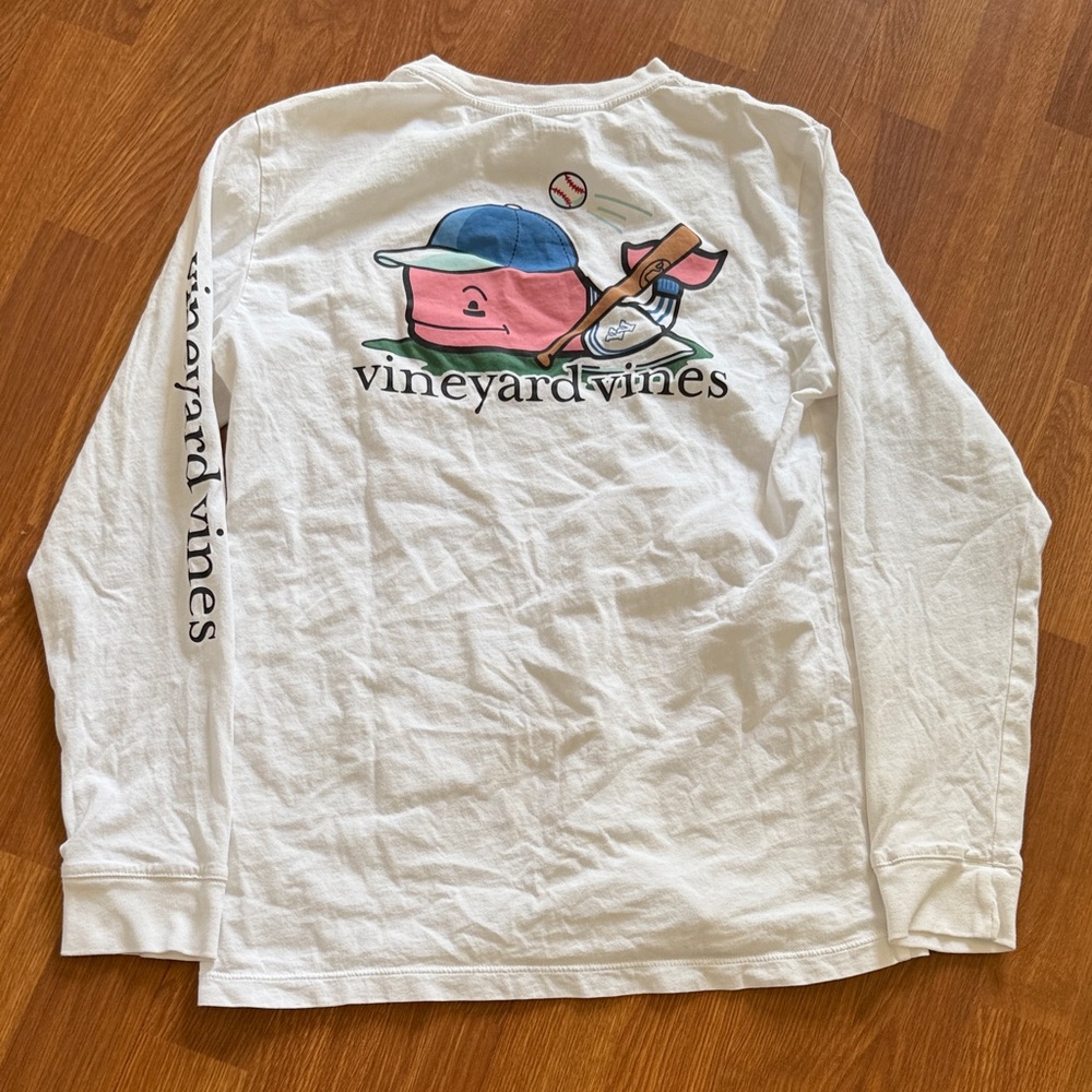 Boys size Youth Large (16) Vineyard Vines Baseball White Long Sleeve Tee